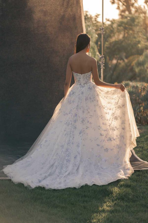 Allure Bridal - C722, back